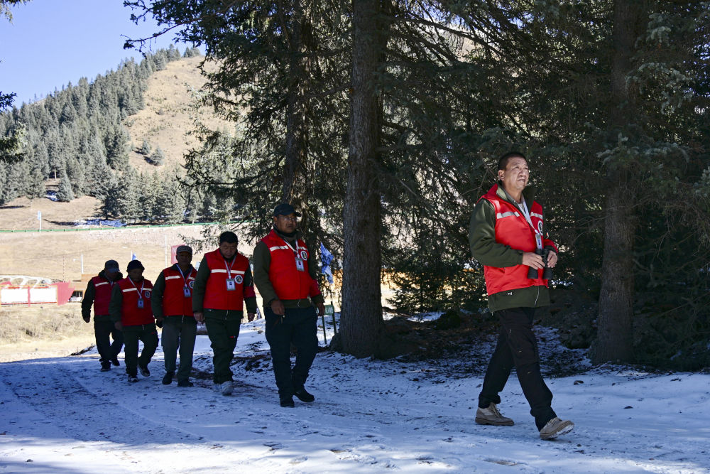 入冬巡林 防火护山 